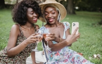 Handiest smartphones with AI technology: High picks from Apple and Samsung